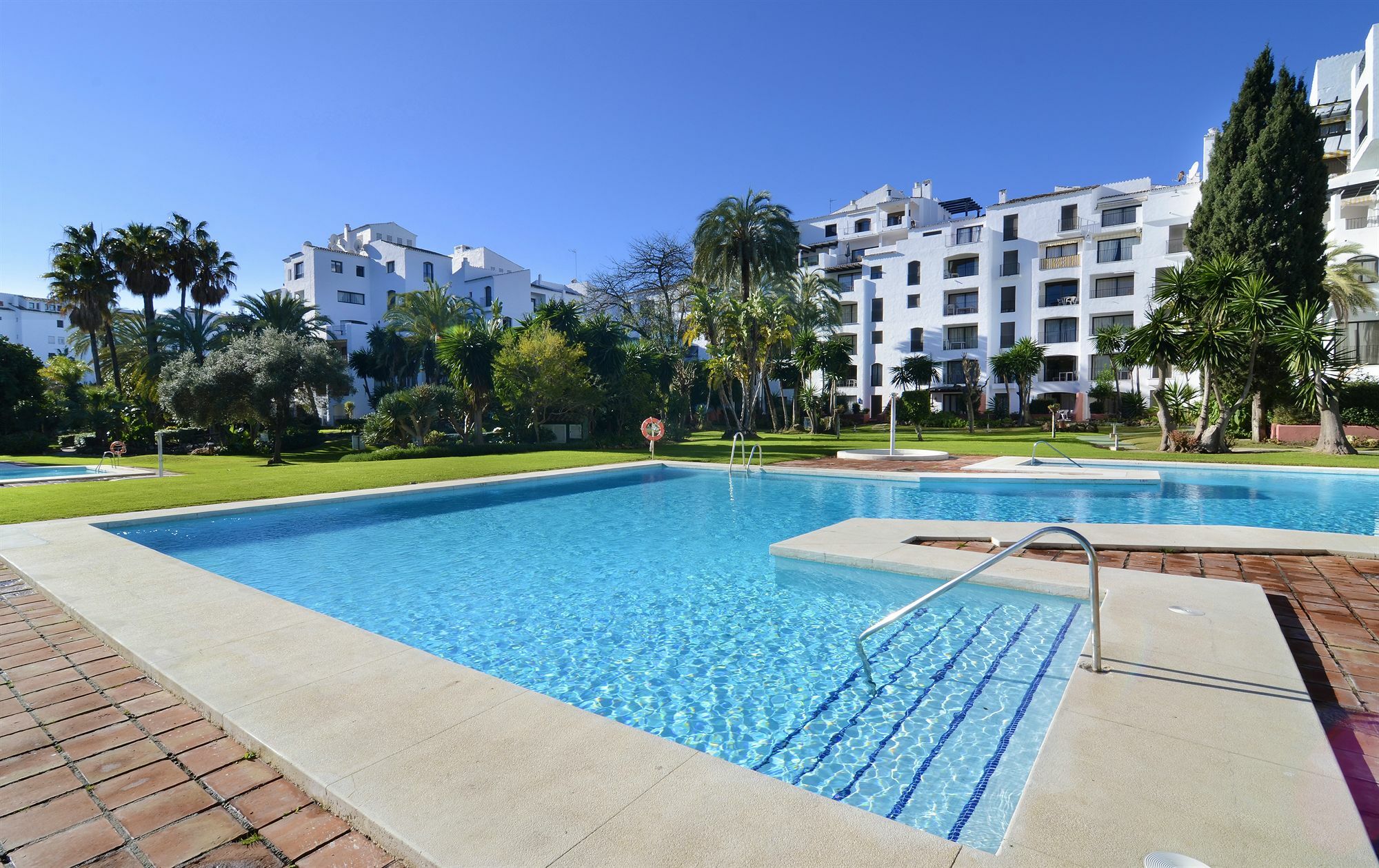 Club Jardines Del Puerto Daire Marbella Dış mekan fotoğraf